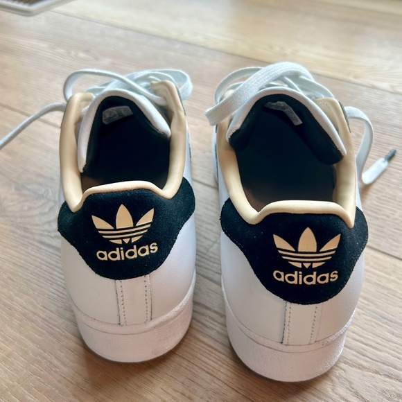 Adidas Superstar Sneakers NWOT - Picture 4 of 8